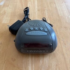 Alarm Clock/Radio